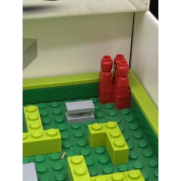 Lego Game Minotaurus 3841 Board Game Box Mini Figures Manuals READ - Picture 13 of 16